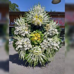 تاج گل هفت تکه ترحیم | طراحی فاخر و باشکوه – هانی گل