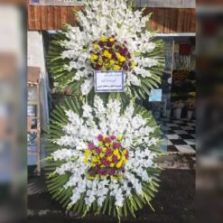 تاج گل ترحیم دو طبقه شیرین | طراحی فاخر و باشکوه – هانی گل